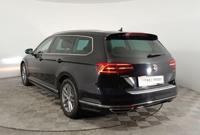 Volkswagen Passat B8 с пробегом 2019 года, цена 1 890 000 рублей, 320050 км, универсал, Автокод Объявления
