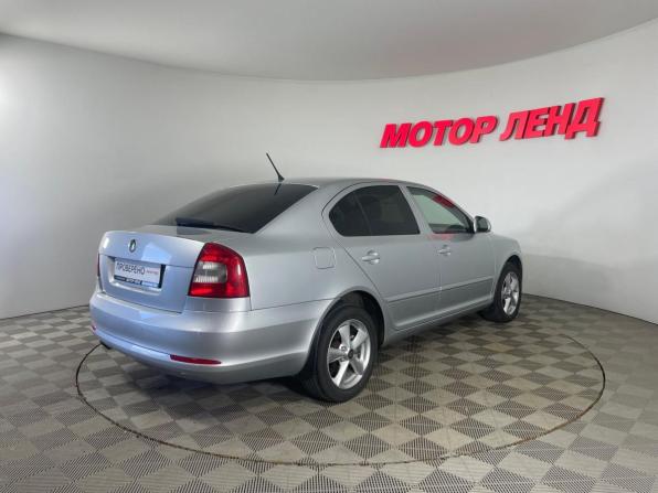 Skoda Octavia II (A5) Рестайлинг с пробегом 2011 года, цена 739 000 рублей, 292298 км, лифтбек, Автокод Объявления