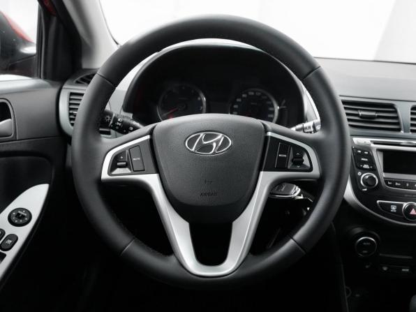 Hyundai Solaris I Рестайлинг с пробегом 2016 года, цена 1 190 000 рублей, 125000 км, седан, Автокод Объявления