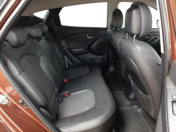 Hyundai ix35 I Рестайлинг с пробегом 2013 года, цена 1 211 000 рублей, 196480 км, внедорожник, Автокод Объявления
