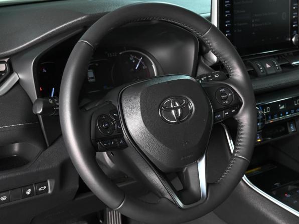 Toyota RAV4 V (XA50) с пробегом 2021 года, цена 3 199 000 рублей, 113671 км, внедорожник, Автокод Объявления