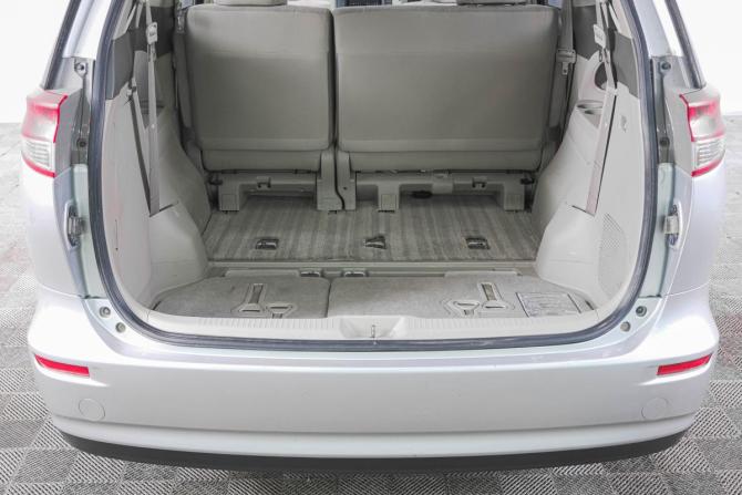 Toyota Estima III Рестайлинг с пробегом 2011 года, цена 659 000 рублей, 203467 км, минивэн, Автокод Объявления