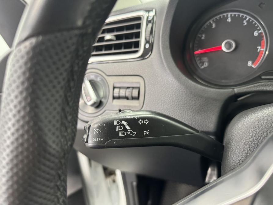 Volkswagen Polo V Рестайлинг Воронеж  - изображение 16