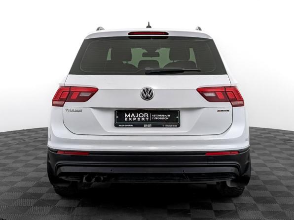 Volkswagen Tiguan II с пробегом 2020 года, цена 2 615 000 рублей, 111039 км, внедорожник, Автокод Объявления