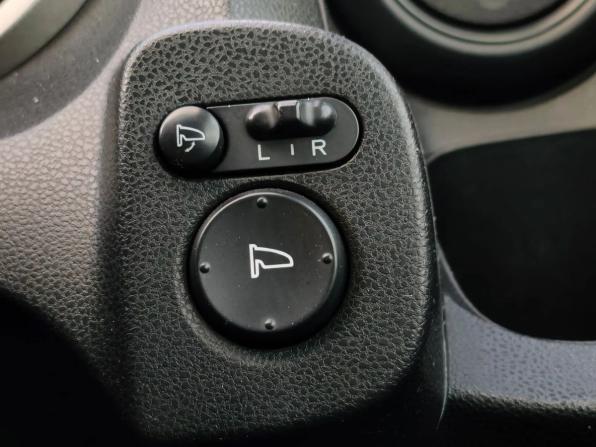 Honda Fit II с пробегом 2009 года, цена 470 000 рублей, 256618 км, хэтчбек, Автокод Объявления