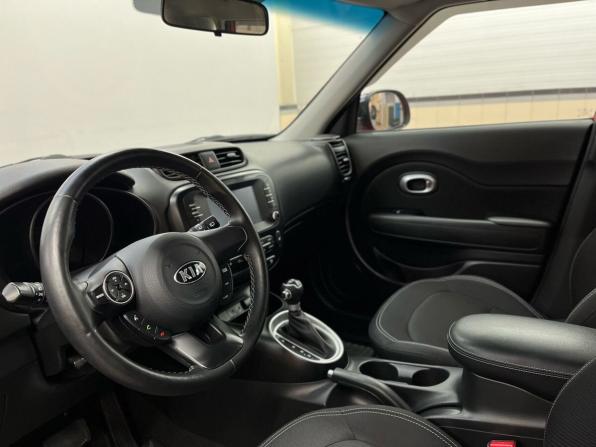 Kia Soul II Рестайлинг с пробегом 2019 года, цена 1 849 900 рублей, 79500 км, хэтчбек, Автокод Объявления