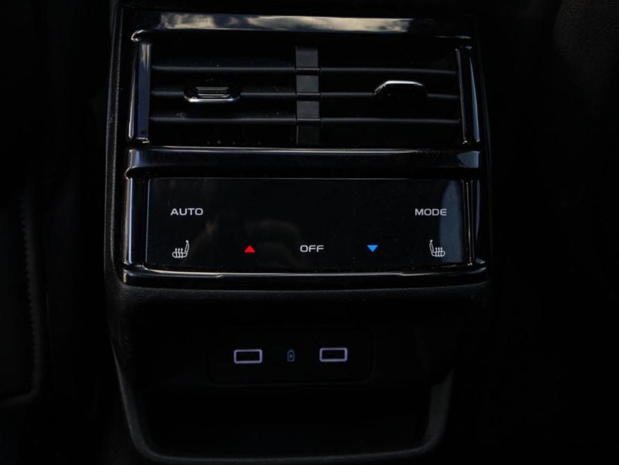 Geely Monjaro I Москва  - изображение 11