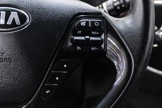 Kia Ceed II Рестайлинг с пробегом 2018 года, цена 1 535 170 рублей, 117533 км, хэтчбек, Автокод Объявления
