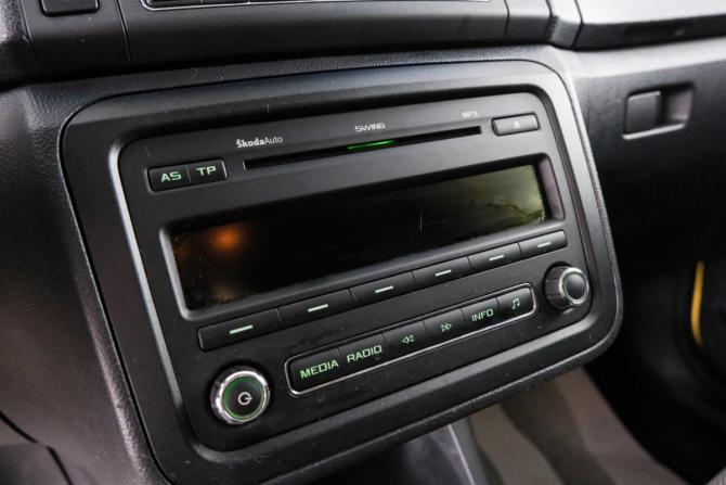 Skoda Fabia II Рестайлинг с пробегом 2012 года, цена 899 000 рублей, 153533 км, хэтчбек, Автокод Объявления