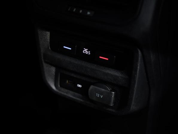 Volkswagen Tiguan II с пробегом 2019 года, цена 2 229 000 рублей, 141820 км, внедорожник, Автокод Объявления