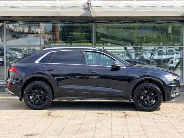 Audi Q8 I (4M) с пробегом 2018 года, цена 5 300 000 рублей, 97523 км, внедорожник, Автокод Объявления