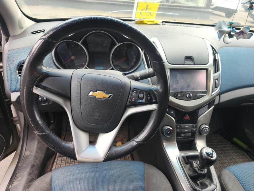 Chevrolet Cruze I Рестайлинг Санкт-Петербург  - изображение 5