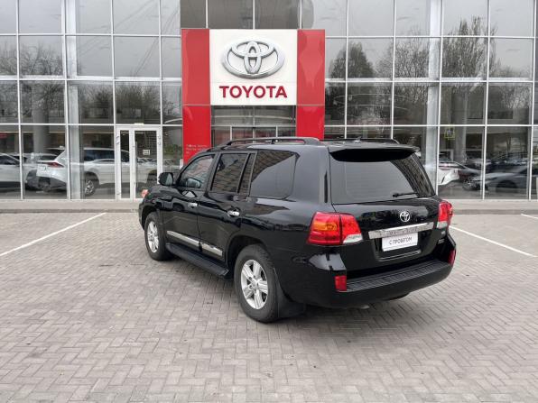 Toyota Land Cruiser 200 Series Рестайлинг 1 с пробегом 2015 года, цена 7 499 000 рублей, 95750 км, внедорожник, Автокод Объявления