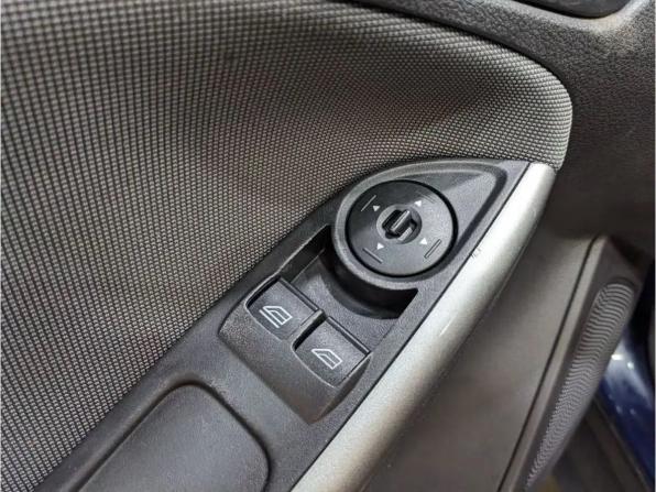 Ford Focus III с пробегом 2012 года, цена 695 000 рублей, 195500 км, седан, Автокод Объявления