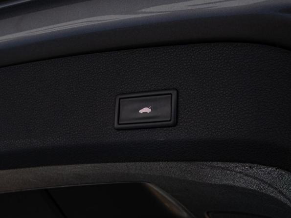 Audi Q7 I (4L) Рестайлинг с пробегом 2010 года, цена 2 890 000 рублей, 301462 км, внедорожник, Автокод Объявления