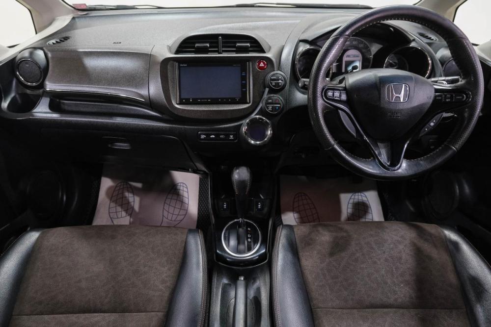 Honda Fit Shuttle I Рестайлинг Новокузнецк  - изображение 19