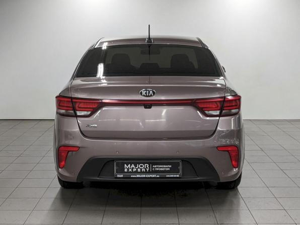 Kia Rio IV с пробегом 2018 года, цена 1 350 000 рублей, 103000 км, седан, Автокод Объявления