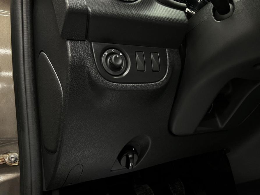 Renault Logan II Рестайлинг Тверь  - изображение 19