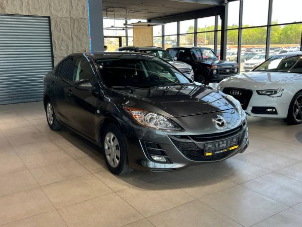 Mazda 3 II (BL) Рестайлинг с пробегом 2011 года, цена 750 000 рублей, 262000 км, седан, Автокод Объявления
