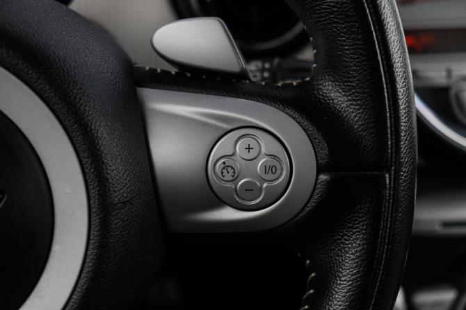Mini Hatch II (R56) с пробегом 2009 года, цена 1 250 000 рублей, 104051 км, хэтчбек, Автокод Объявления