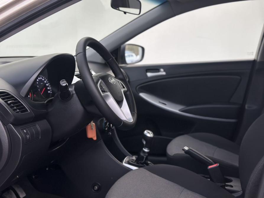 Hyundai Solaris I Липецк  - изображение 10