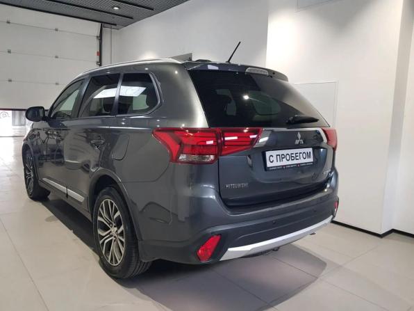 Mitsubishi Outlander III Рестайлинг 2 с пробегом 2015 года, цена 2 099 000 рублей, 57339 км, внедорожник, Автокод Объявления