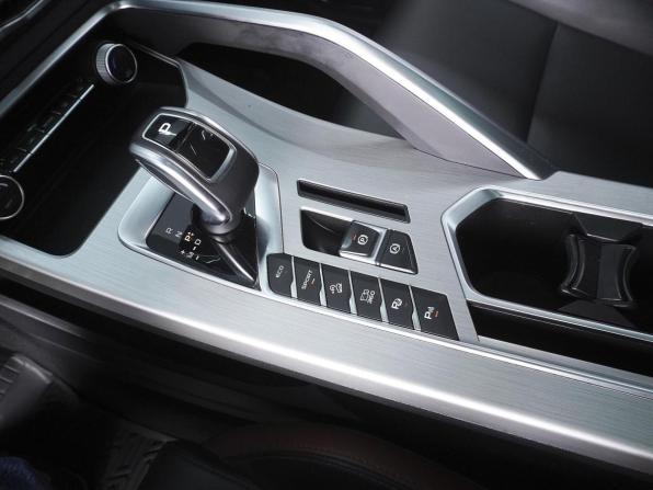 Geely Coolray I с пробегом 2022 года, цена 1 830 000 рублей, 61641 км, внедорожник, Автокод Объявления