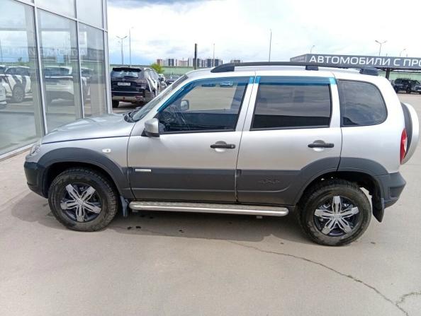 Chevrolet Niva I Рестайлинг с пробегом 2012 года, цена 590 000 рублей, 131269 км, внедорожник, Автокод Объявления