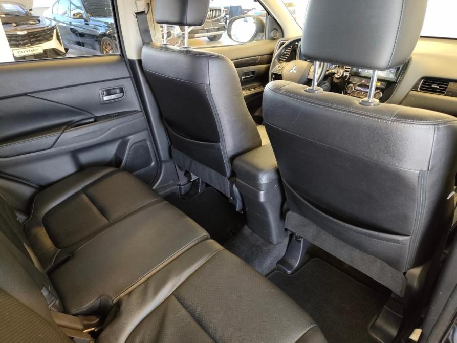 Mitsubishi Outlander III Рестайлинг 2 Санкт-Петербург  - изображение 9