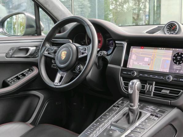 Porsche Macan I Рестайлинг с пробегом 2021 года, цена 6 150 000 рублей, 93500 км, внедорожник, Автокод Объявления