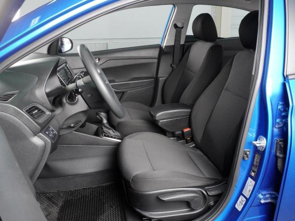 Hyundai Solaris II Рестайлинг с пробегом 2021 года, цена 1 715 000 рублей, 38176 км, седан, Автокод Объявления