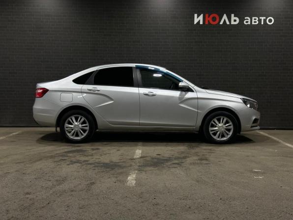 Lada (ВАЗ) Vesta I с пробегом 2017 года, цена 890 000 рублей, 129734 км, седан, Автокод Объявления