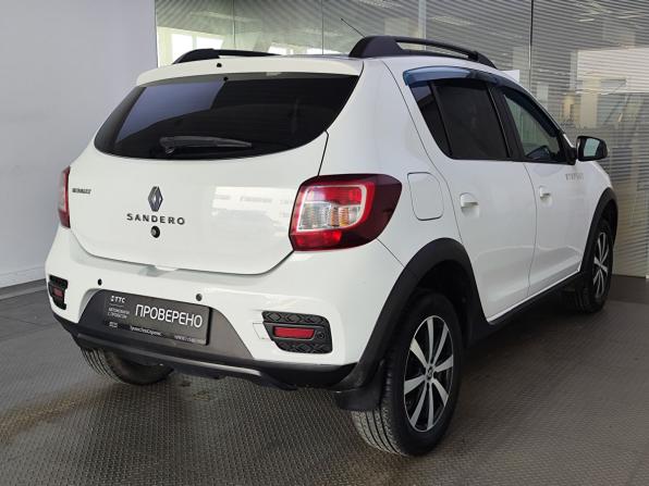 Renault Sandero II Рестайлинг с пробегом 2018 года, цена 1 299 000 рублей, 90000 км, хэтчбек, Автокод Объявления