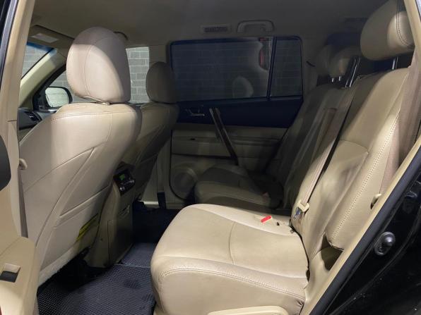 Toyota Highlander II (XU40) Рестайлинг с пробегом 2011 года, цена 1 950 000 рублей, 190410 км, внедорожник, Автокод Объявления