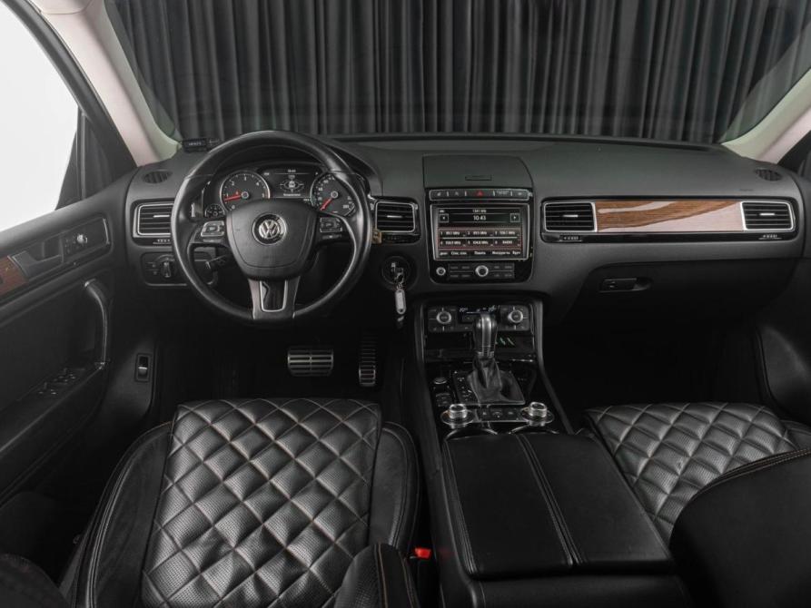 Volkswagen Touareg II Рестайлинг Тюмень  - изображение 11