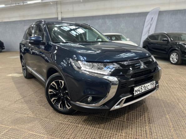 Mitsubishi Outlander III Рестайлинг 3 с пробегом 2021 года, цена 2 650 000 рублей, 66709 км, внедорожник, Автокод Объявления