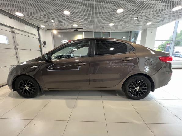Kia Rio III Рестайлинг с пробегом 2016 года, цена 815 000 рублей, 123000 км, седан, Автокод Объявления