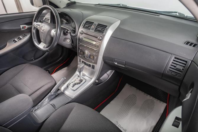 Toyota Corolla X (E140 E150) Рестайлинг с пробегом 2011 года, цена 1 289 000 рублей, 250000 км, седан, Автокод Объявления