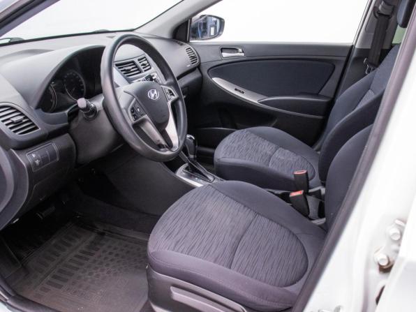 Hyundai Solaris I Рестайлинг с пробегом 2015 года, цена 950 000 рублей, 100159 км, седан, Автокод Объявления