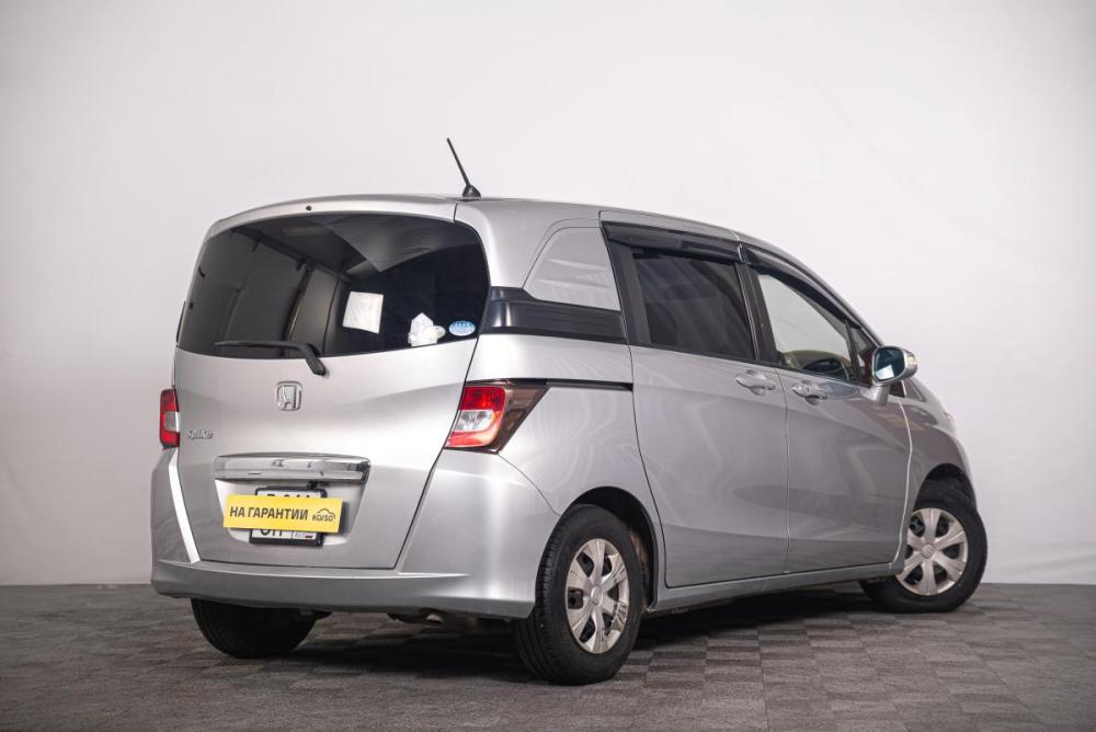 Honda Freed I Рестайлинг Томск  - изображение 7