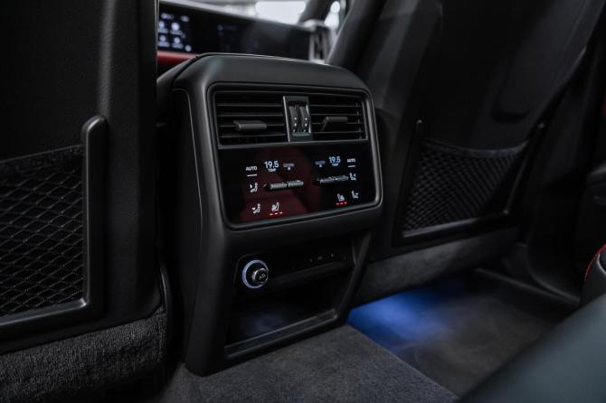Новый Porsche Cayenne III Рестайлинг 2025 года, цена 22 900 000 рублей, внедорожник, Автокод Объявления