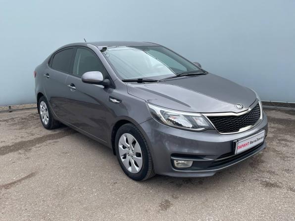 Kia Rio III Рестайлинг с пробегом 2016 года, цена 899 000 рублей, 252411 км, седан, Автокод Объявления