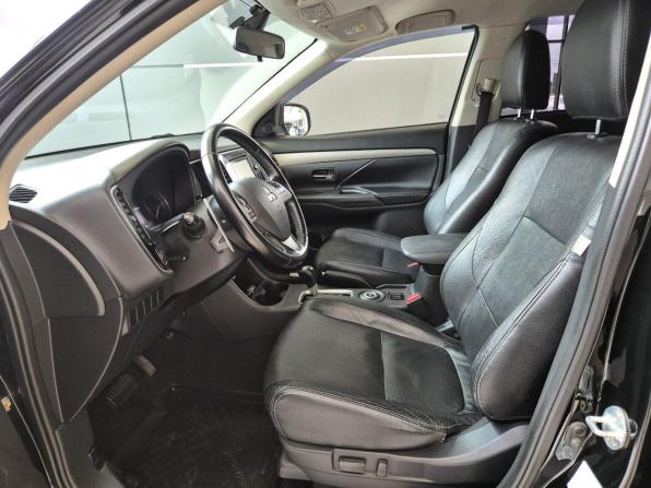 Mitsubishi Outlander III Рестайлинг с пробегом 2014 года, цена 1 479 000 рублей, 215262 км, внедорожник, Автокод Объявления