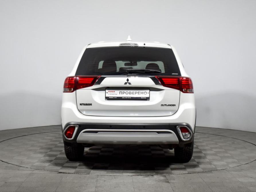 Mitsubishi Outlander III Рестайлинг 3 Санкт-Петербург  - изображение 6