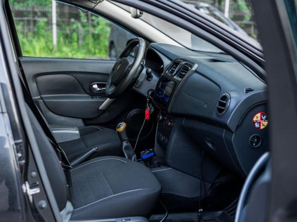 Renault Sandero II с пробегом 2015 года, цена 680 000 рублей, 145479 км, хэтчбек, Автокод Объявления