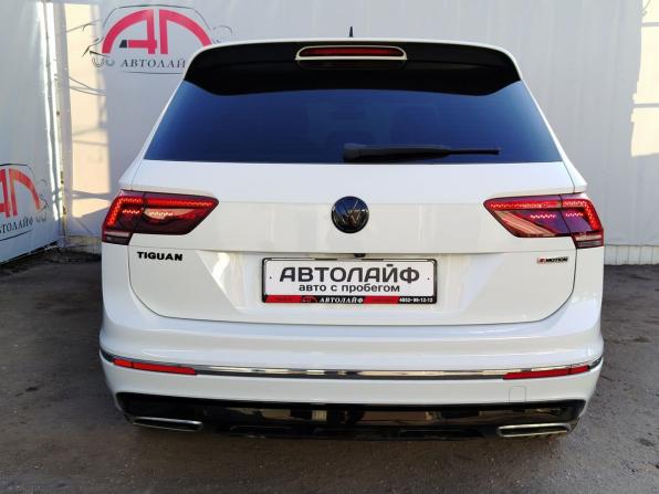 Volkswagen Tiguan II с пробегом 2019 года, цена 2 770 000 рублей, 171459 км, внедорожник, Автокод Объявления