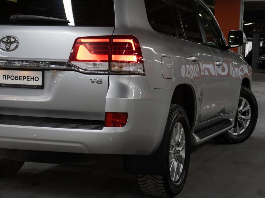 Toyota Land Cruiser 200 Series Рестайлинг 2 Москва  - изображение 25