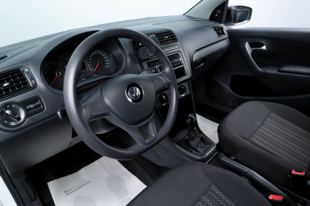Volkswagen Polo V Рестайлинг Челябинск  - изображение 8