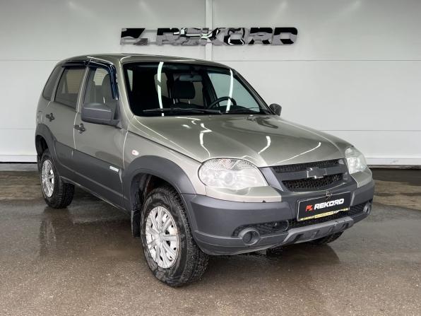 Chevrolet Niva I Рестайлинг с пробегом 2012 года, цена 495 000 рублей, 157467 км, внедорожник, Автокод Объявления