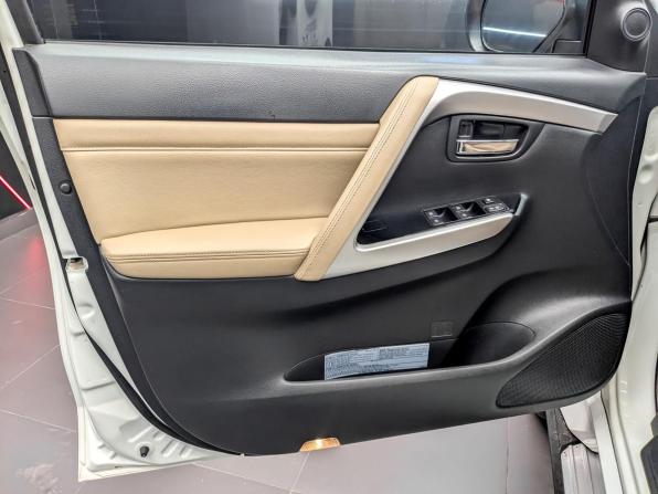 Mitsubishi Montero Sport III Рестайлинг с пробегом 2022 года, цена 3 800 000 рублей, 49027 км, внедорожник, Автокод Объявления
